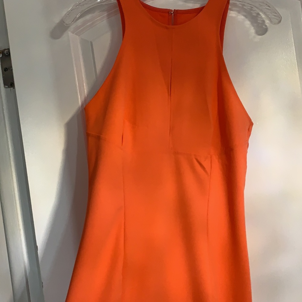 Pretty In Peach! - Picture 2 of 6